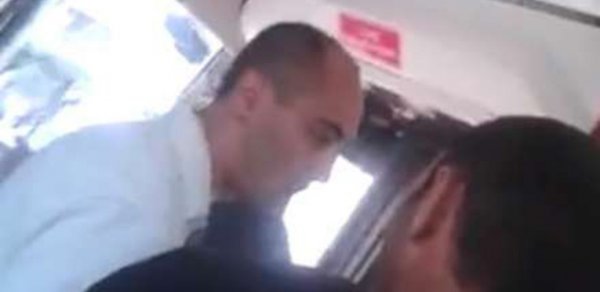 Polislə avtobus sürücüsü arasında dava - Yol pulu üstündə...+ VİDEO
