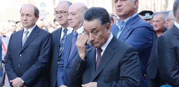 Ramil Usubov da ağladı - FOTO