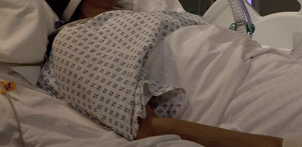 Dünyaya övlad gətirən 20 yaşlı qadın öldü