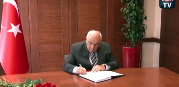 Abid Şərifov yenə ağladı - VİDEO