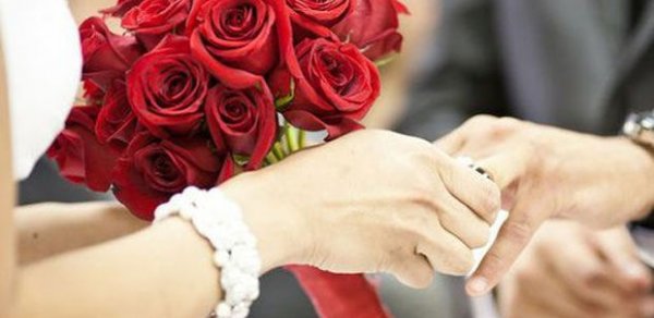 Azərbaycanda gəlində siflis aşkarlandı, amma nikah kəsildi