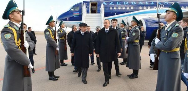 İlham Əliyev Qazaxıstana getdi