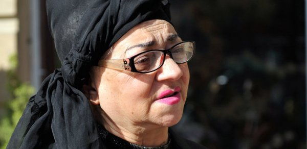 Nazir xalq artistinin yasına pul ayırdı