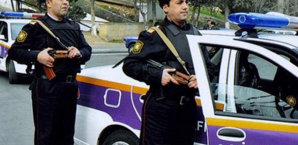 Bakı küçələri niyə avtomatlı polislərlə doludur?