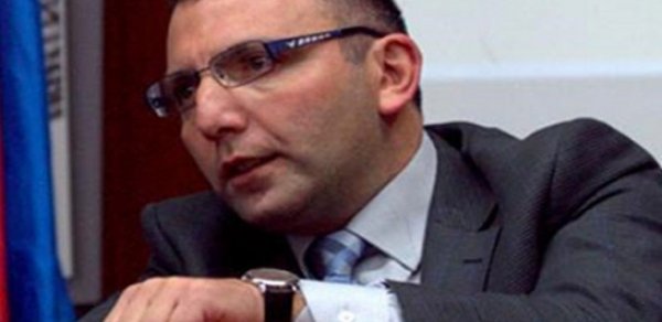 Arye Qut: “Azərbaycan seçkilərdə çox ölkələr üçün nümunə ola bilər"