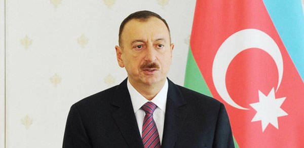 Prezident İlham Əliyev parlament seçkilərində səs verdi