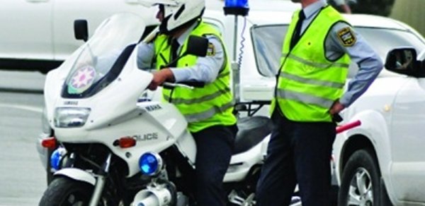 Bakıda polisin saxladığı kişi yerindəcə keçindi
