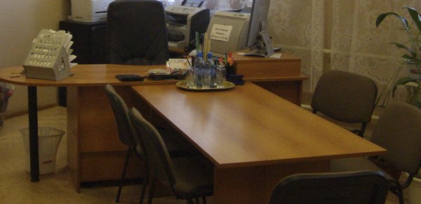 Bakıda 30 yaşlı xanım məktəb direktoruna –SƏRT İTTİHAMLAR