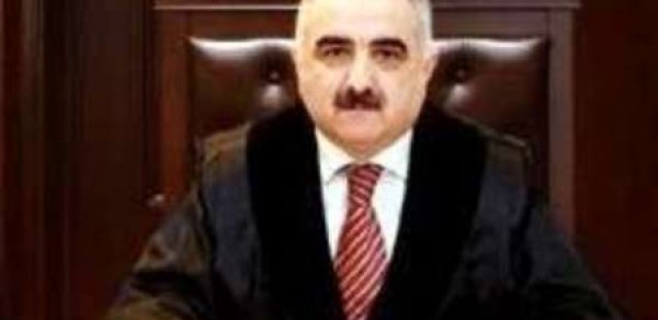 Bakıda hakimin maşını yandırıldı