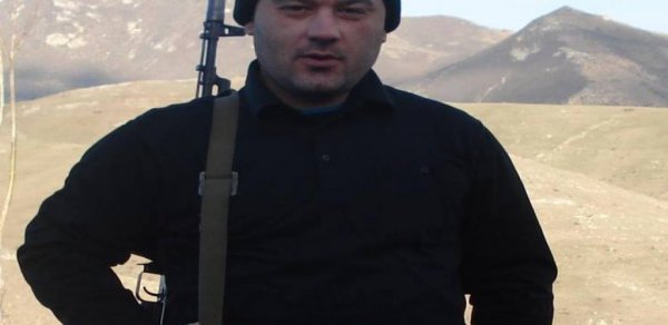 “Əsgər” filmini çəkən rejissor od püskürdü....