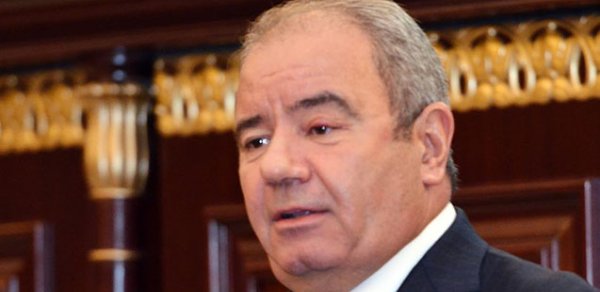 Əli Abbasov 4 saatdır prokurorluqda dindirilir
