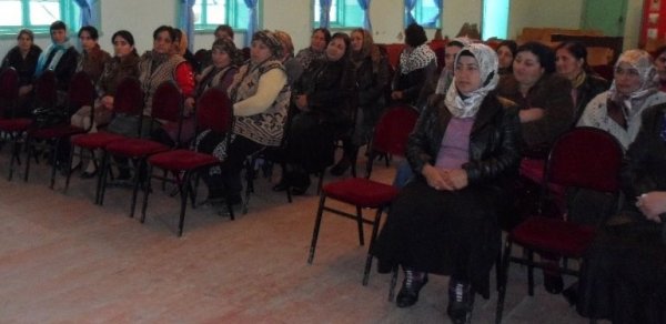 Layihə çərçivəsində “Xalça günü” qeyd edilib