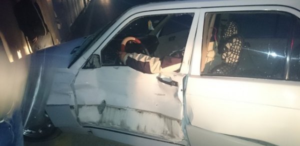 Bakıda sərnişin avtobusu qəza törətdi - Yaralı var (Foto)