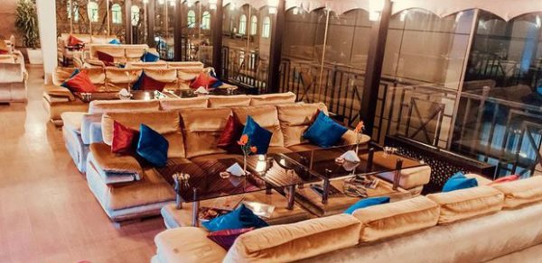 Bakıda polis məşhur restorana müdaxilə etdi –FOTOLAR