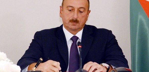 Prezident iki universiteti birləşdirdi -  SƏRƏNCAM