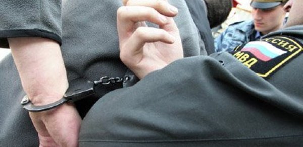 Rusiyada polis türk tələbələrin qaldığı yataqxanaya basqın etdi –20 tələbə həbs olundu