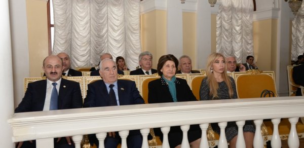 Azərbaycanı ucaldan və müstəqilliyə qovuşduran Lider