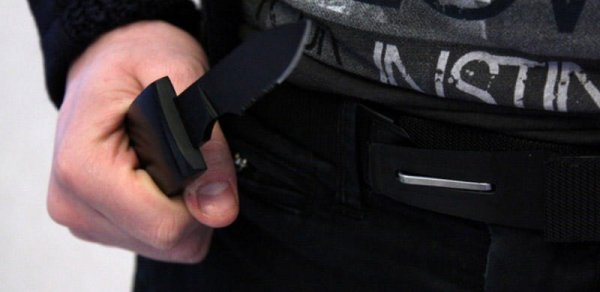 Bakıda 15 yaşlı məktəbli bıçaqlandı