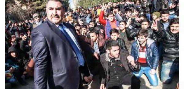 BDU-da tələbələrdən pul yığan mühafizə xidmətinin rəisi işdən qovuldu -  FOTOLAR