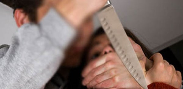 Qızıla görə qadının başını kəsib evinə od vurdular -  TƏFƏRRÜAT