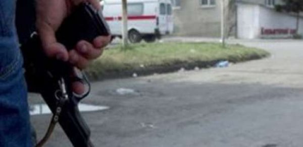 Məmur oğlu Bakıda restoranda atəş açdı -  6 yaralı var