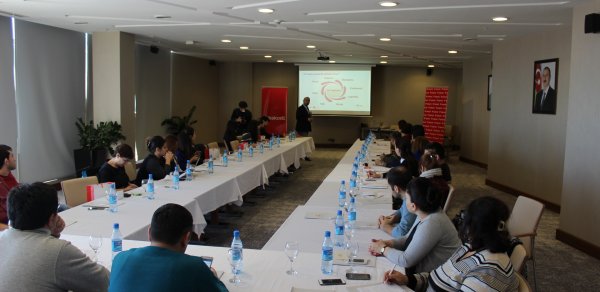 Bakcell jurnalistlər üçün növbəti seminar təşkil edib: “Mobil telekommunikasiyalar. Faza 2”