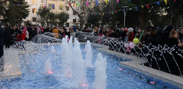 Nəsimi rayonunda yeni təmir edilən parkda bayram tədbiri keçirildi