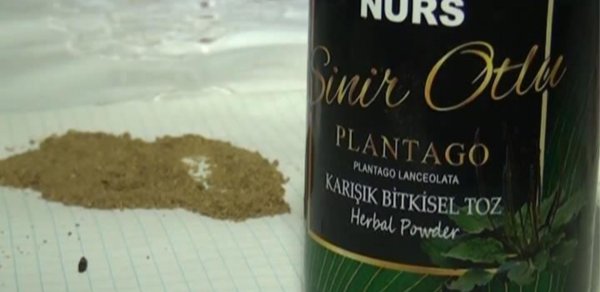 Azərbaycanda dərman vasitəsindən siçan nəcisi çıxdı -  FOTOLAR