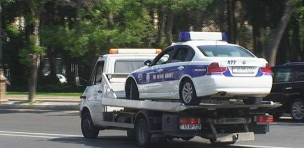 Maşını evakuasiya edən yol polisinə 300 manat cərimə yazılacaq -  YENİ QAYDA