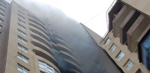 Sumqayıtda çoxmərtəbəli binada yanğın: 16 nəfər təxliyə edilib