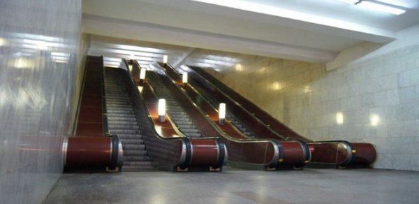 "İnşaatçılar" metrosu bağlanacaq