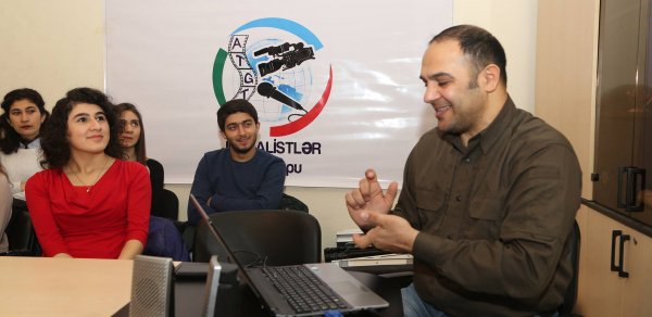 “Gənclərin uğur siması” təlimləri davam edir - FOTOLAR