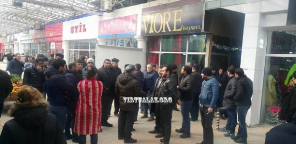 “Binə” aksiyaçıları dükanlarını bağladı