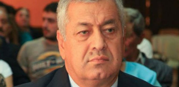 Deputat: Kreditlərin 1,05 manatla ödənməsi haqda söhbət gedir