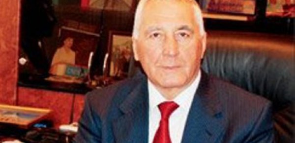 Xaçmazın icra başçısı da büdcəni talayırmış -  Dövlətdən pul alıb, amma... 