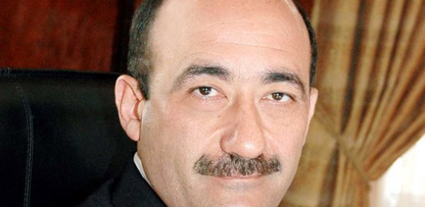 Nazir müdiri vəzifəsindən azad etdi