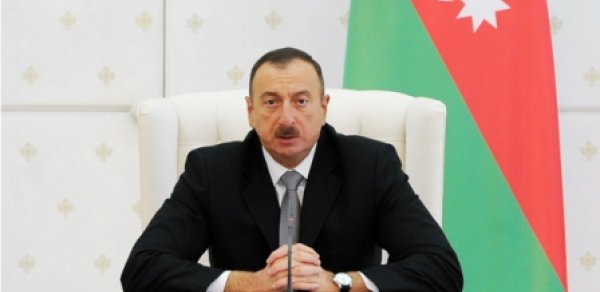 Prezidentin hökuməti topladı -  Konfrans keçirilir