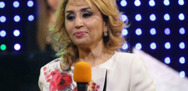 Elnarə polisə çağırıldı