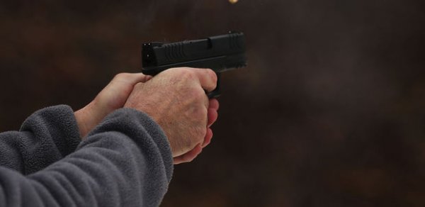 Bakıda atışma: 1 nəfəri boynundan vurdular