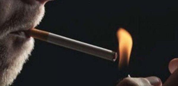 Siqareti yandırmaq istəyirdi, özü yandı