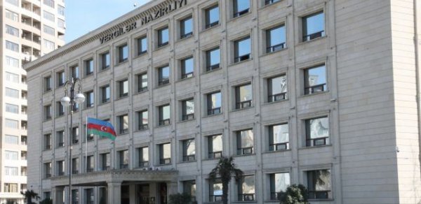 Vergilər Departamentinin rəisi vəzifəsindən azad edildi