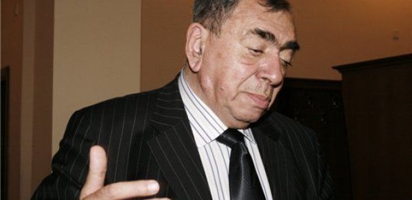ANS rəsmisi: `Qudurublar, hamısı aparıcı olmaq istəyir`