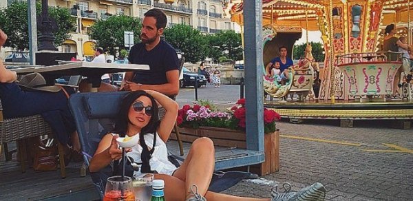 Validə Abbasova paylaşdığı şəkillərlə diqqət mərkəzində–FOTOLAR