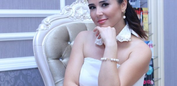 Elnarə yıxıldı, dördüncü övladı doğuldu - FOTO