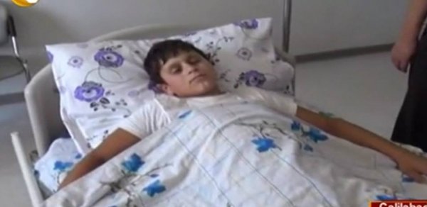 35 yaşlı kişi 13 yaşlı uşağı bıçaqladı -  Azərbaycanda