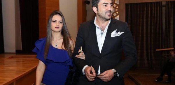 Azərbaycanlı müğənni nişanlısından ayrıldı