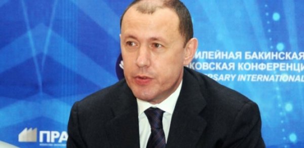 Cahangir Hacıyevin və bacısının evi polis mühasirəsinə alındı