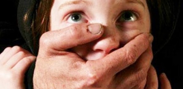 Azərbaycanlı pedofil Rusiyada axtarışa verildi