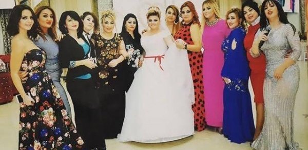 Azərbaycanlı müğənni Məhərrəmlikdə özünə toy etdi – FOTOLAR