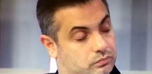 Rüfət Axundov efir zamanı yuxuya getdi - VİDEO